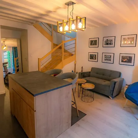 Cozy Nest Near La Bastide Daire